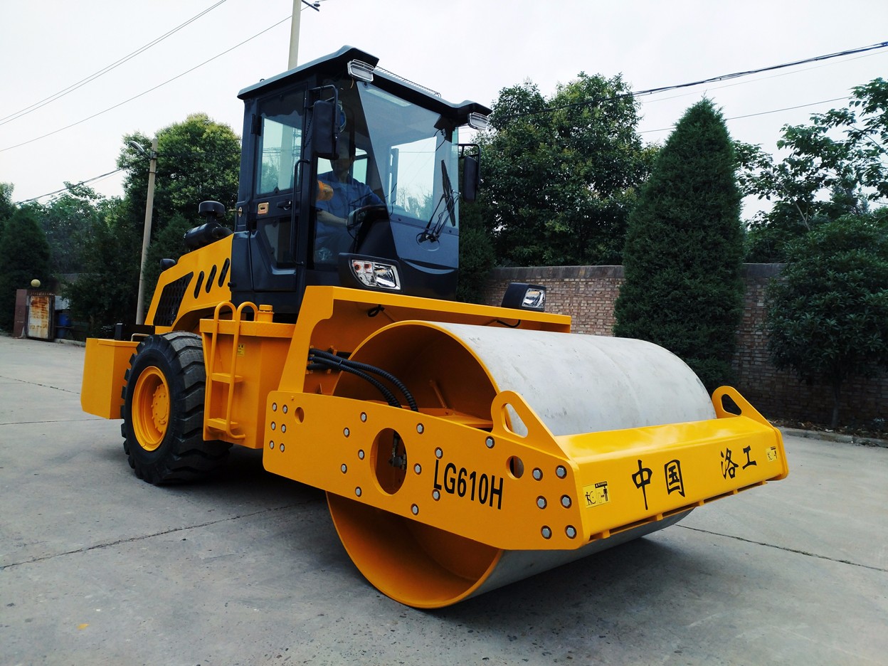 LG610H單鋼輪振動單驅全液壓壓路機_10噸壓路機-10噸壓路機-洛陽冠道機械有限公司 洛陽壓路機